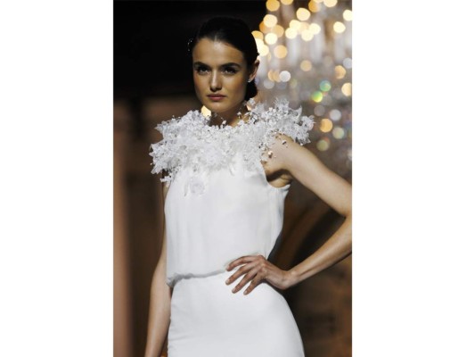 Atelier Pronovias enamora con su propuesta en Barcelona Bridal Week