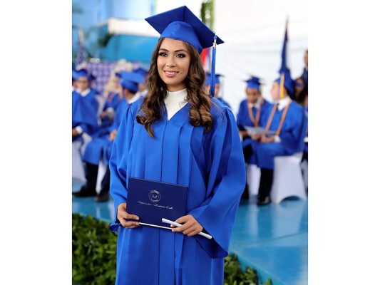 Graduación de la clase 2019 de Macris School