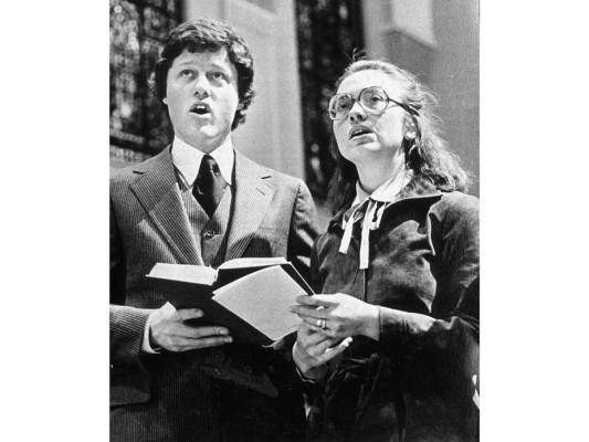 Le gusta llamar cariñosamente a su esposo Bill Clinton como ' El vikingo venido de Arkansas'