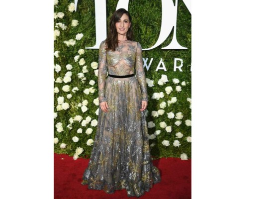 Sara Bareilles optó por un vestido de Naeem Khan