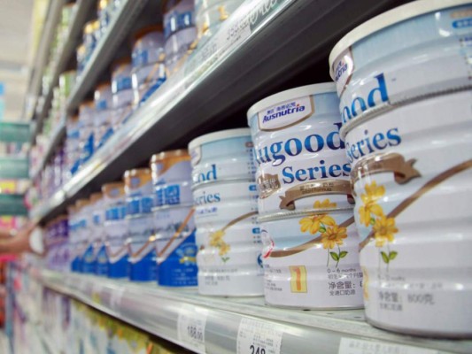 11. Suministros para bebés. Leche de fórmula, comida para bebés, pañales y otros elementos esenciales deben ser los primero en tu lista si tienes niños pequeños.