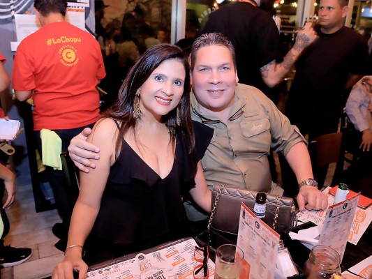 Alegre velada en Cervecería Chapultepec