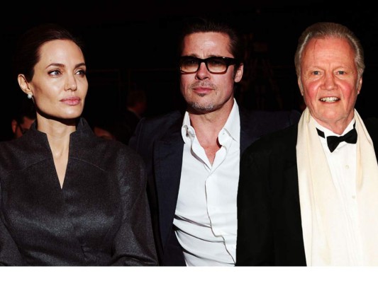 Jon Voight preocupado por divorcio de Angelina Jolie y Brad Pitt