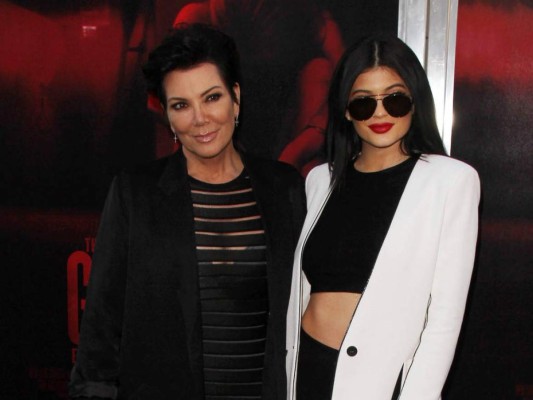 Padeció diabetes cuando estaba embarazada de su última hija, Kylie Jenner, por lo que decidió no tener más hijos.<br/><br/>