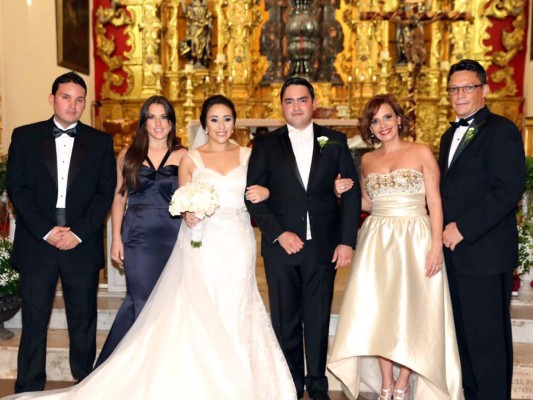 Boda de Dulce María Chacón e Iván Urzaiz