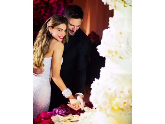 La boda de Sofía Vergara y Joe Manganiello se suponía que iba a ser privada. Terminaron invitando a más de 400 personas a su matrimonio en 2015.