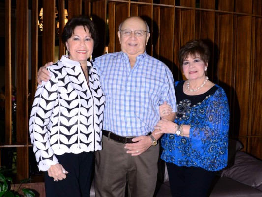 El cumpleaños de Mary Tinoco