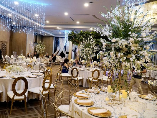 Bechir Bendeck y Lilian Pineda celebran boda religiosa