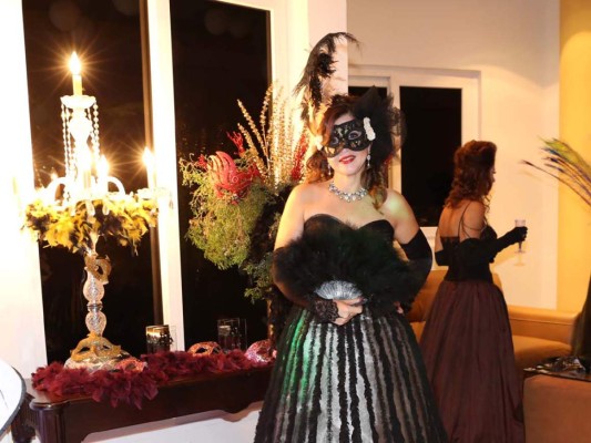Noche veneciana en casa de Celeste Villela