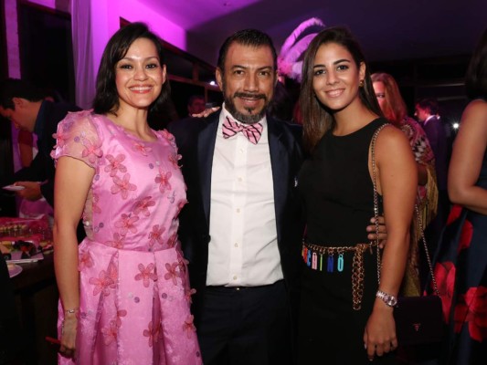 ESTILO Pink Party for a cause