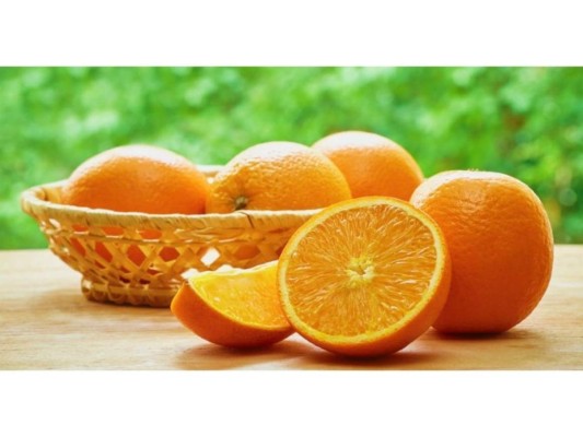 Naranja.