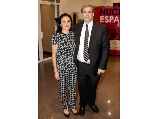 Elegante velada para celebrar la Fiesta Nacional de España  