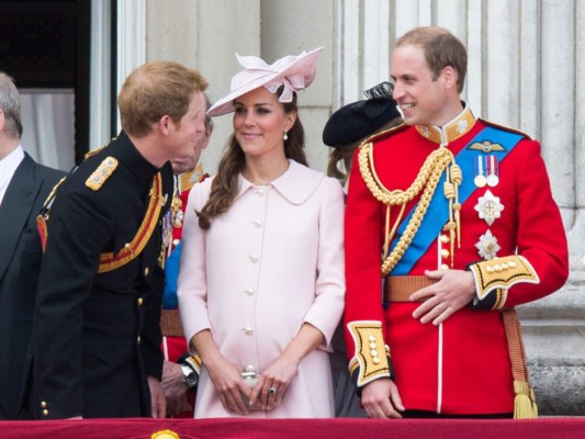 Los momentos más adorables de Harry y William a través de los años