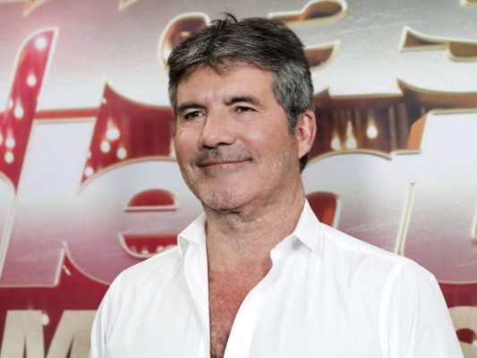 Simon Cowell es acusado de explotar artistas