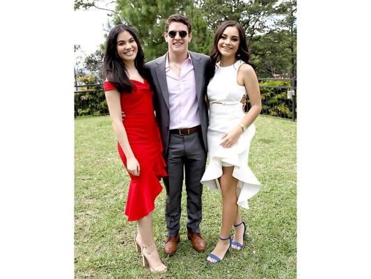 Liznora Castañeda, Roberto López y Abigaíl Duarte.