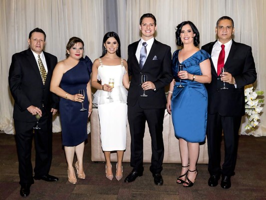 Roberto Ferrufino y Gabriela Alvarado se casan por lo civil  