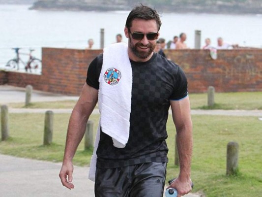 5. Durante sus tiempos libres el actor australiano disfruta de los deportes.