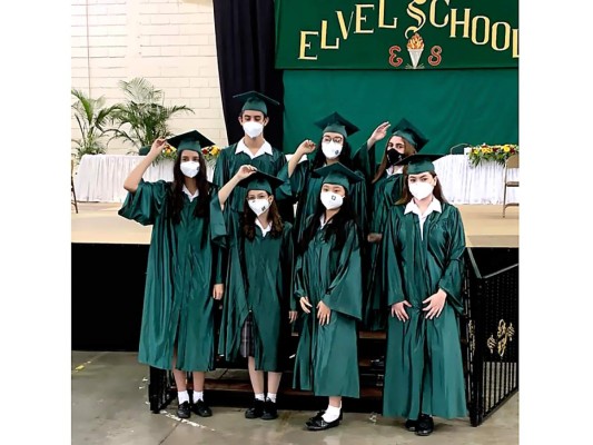 Chiara Pazzetti, Sayra Tilguant, Cinthia Tang, María Orellana, Valeria Núñez, Ana Cruz y Luis Manzanares