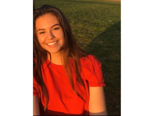 Estudiante hondureña destaca en documental del canal infantil Kika  