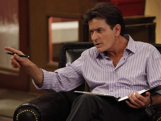 15 papeles icónicos que hicieron famoso a Charlie Sheen