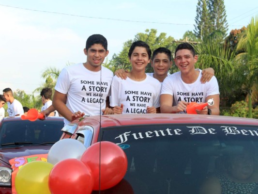 Senior Entrance de Agape Christian Academy El Progreso