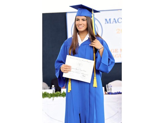 Graduación de la clase 2019 de Macris School