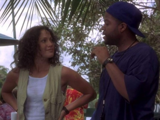 10. Anaconda<br/>Una cinta de terror de una enorme serpiente que se devora todo a su paso no debería ser tan divertida como lo es. Ice Cube, Owen Wilson y Jennifer destacan en este filme (hasta que la serpiente se come al personaje de Owen). <br/>