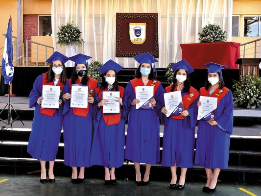 Graduación seniors 2020 de Antares y Aldebarán