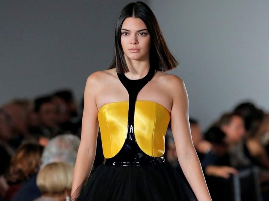 Como era de esperarse, la revista Forbes, ha hecho público su listado con las 10 modelo que han facturado mayor cantidad de dinero durante el 2018. A continuación el ranking encabezado por Kendall Jenner