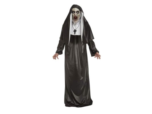 Valak<br/>No hay nada más horrible que la monja del Conjuro, dejo la publico tan horrorizado que este 2018 tuvo su película La monja. <br/>