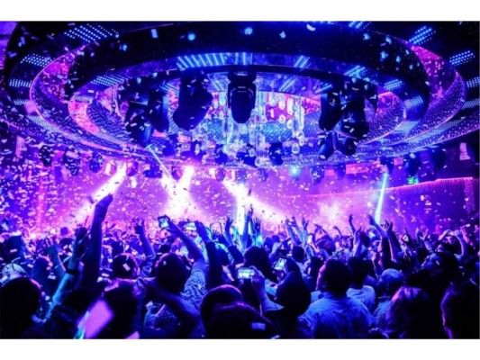 1. La Vegas, Nevada, USA<br/>Conocida como Sin City, Las Vegas es el nightlife destination más famoso del mundo. Con más resorts que cualquier otra ciudad es imposible que te aburras en esta vibrante ciudad. Desde una noche en las fiestas más lujosas en Jewel at Aria Resort and Casino hasta una tarde paseando en las famosas góndolas de The Venetian, siempre tendrás algo nuevo que hacer.  <br/><br/>It Club: Omnia at Ceasar’s Palace, la tercera apuesta en Las Vegas de los gigantes del nightlife scene- Hakkasan Group.