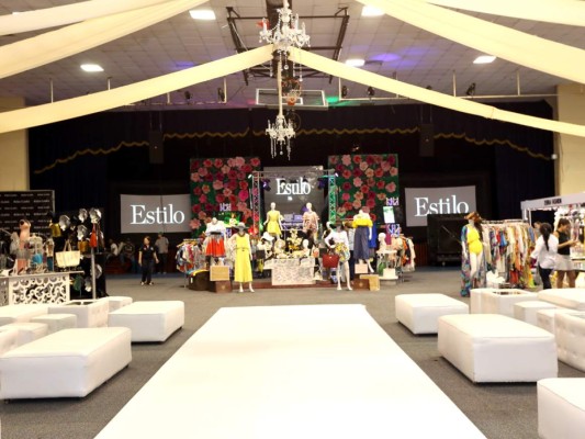 Trunk show 'Seasons Trends' de la Escuela Internacional Sampedrana