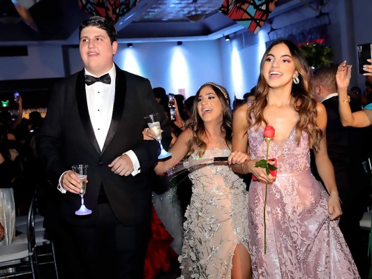Best Moments Prom de la Escuela Americana 2019