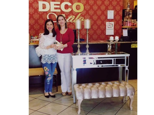 Deco Stilo y Estilo entregan fabuloso premio para Mamá  