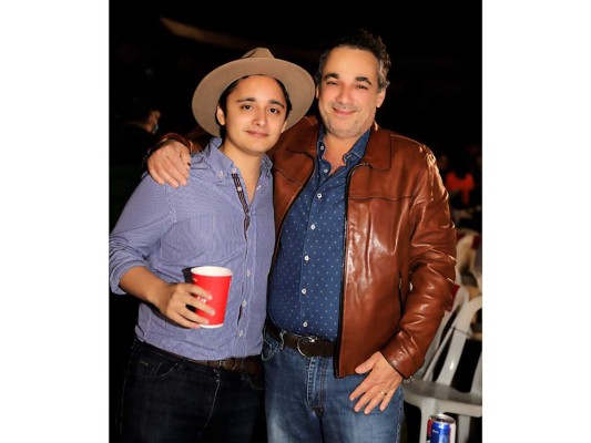 Personas que asistieron al concierto de Christian Nodal en Honduras