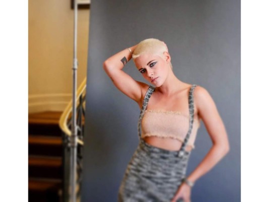 Kristen Stewart con poca ropa en anuncio de Chanel