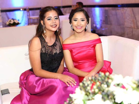 Fiesta de graduación del Centro Escolar Antares y Aldebarán