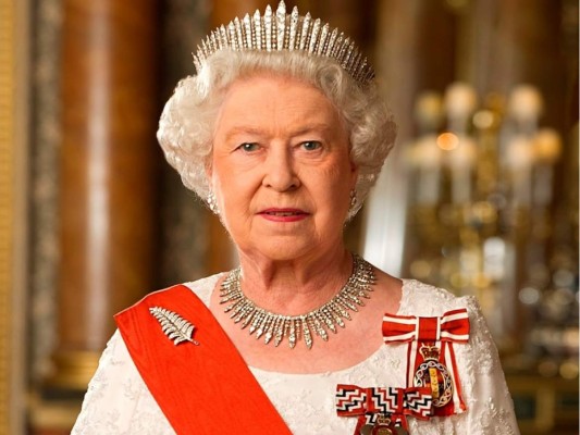 Histórico: la reina Isabel II se retira de su vida pública indefinidamente