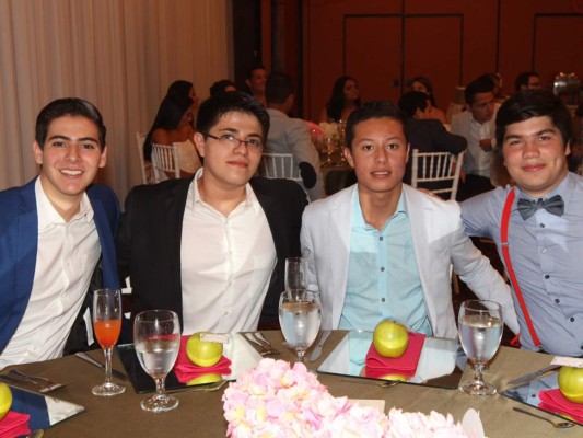 Senior Breakfast de la Escuela Internacional Sampedrana