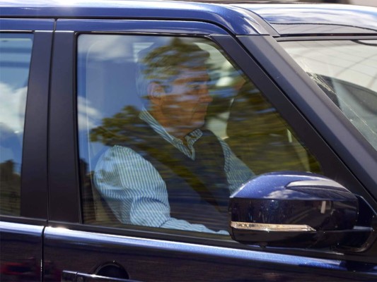 Abuelos visitan a princesa de Cambridge