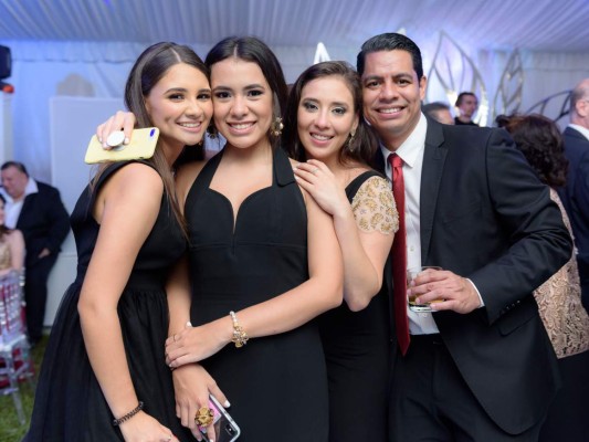 La boda de Alfredo Tábora y Laura Morales