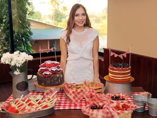 Tarde de picnic para Larissa Altamirano  