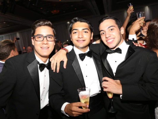 Prom night de la Escuela Americana