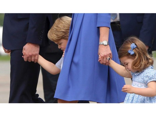 El príncipe William, Kate Middleton y sus hijos llegaron a Alemania