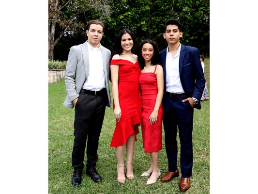 Fernando Bocanegra, Liznora Castañeda, Adriana Díaz del Valle y Asahel Escober.