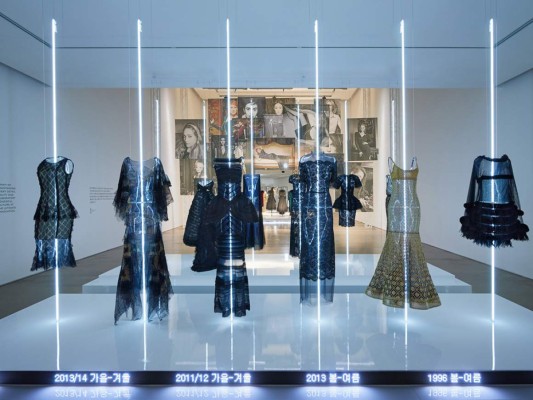 Chanel presenta 'Madmoiselle Privé' en el D MUSEUM en Seúl