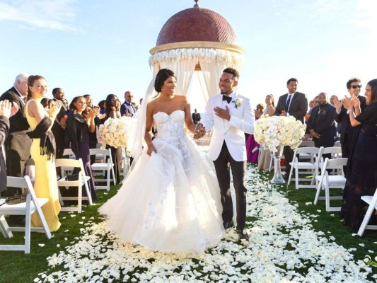 Chance the Rapper conoció a su esposa, Kirsten Corley en 2003, cuando ambos sólo tenían nueve años. En 2013, comenzaron a salir y en diciembre de 2018 se casaron.