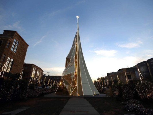 20 magníficos árboles de Navidad que querrás ver