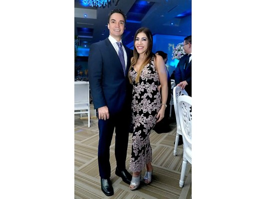 Daniel Raudales y Lucía Züñiga celebran sagrado matrimonio