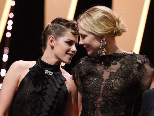 Kristen Stewart y sus sensuales miradas hacia Cate Blanchett